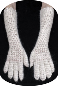 Gloves (B174)