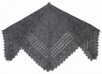 Down shawl 135х90х90 sm (K245)